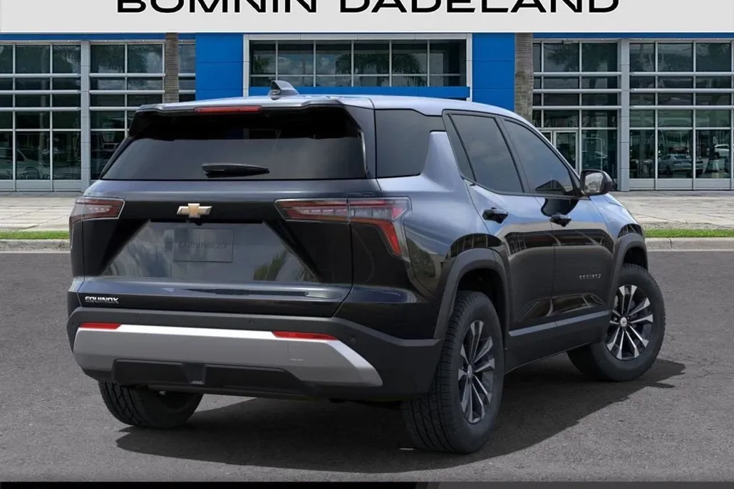 2026 Chevrolet Equinox LT photo 1