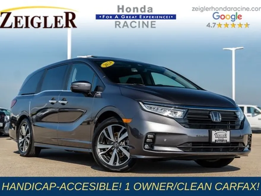 2024 Honda Odyssey Touring photo 1
