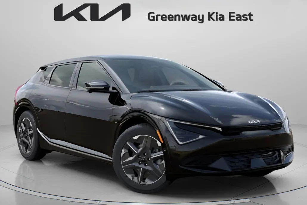2025 Kia EV6 Light photo 1