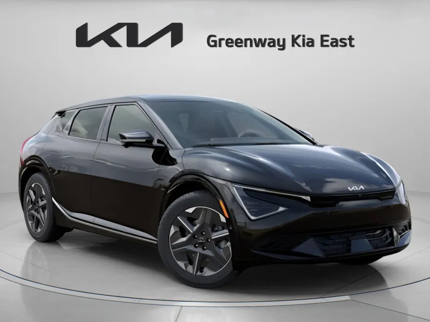 2025 Kia EV6 Light photo 1