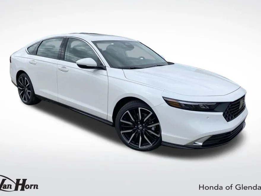 2025 Honda Accord Hybrid Touring photo 1