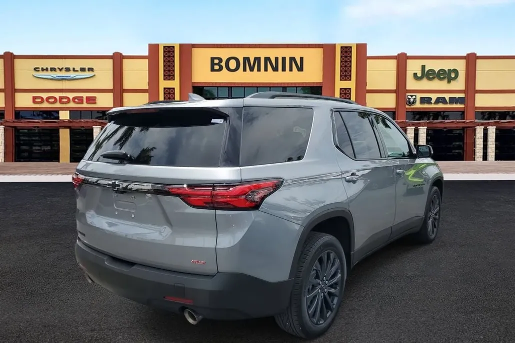 2023 Chevrolet Traverse RS photo 1