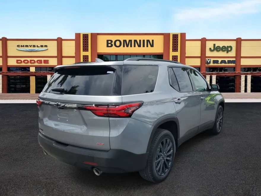 2023 Chevrolet Traverse RS photo 1