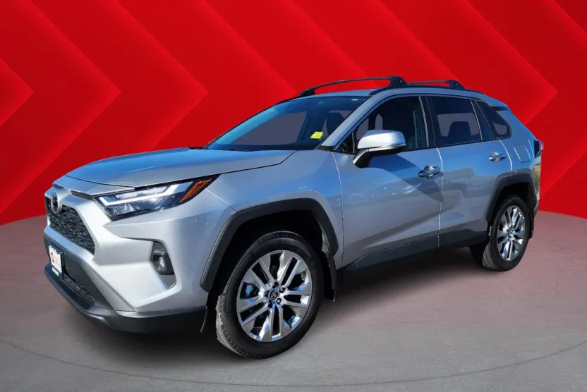2023 Toyota RAV4 XLE Premium photo 1