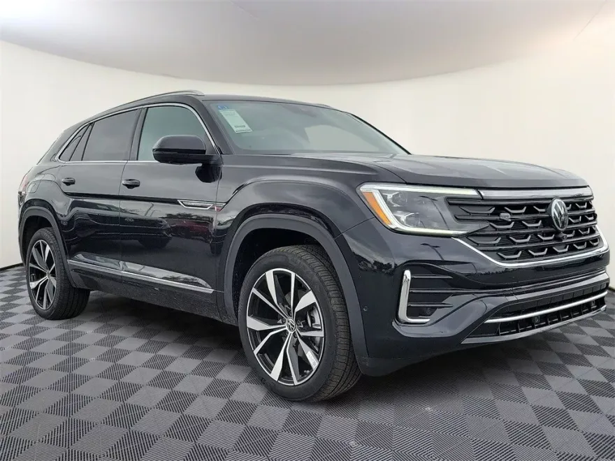 2024 Volkswagen Atlas Cross Sport SEL Premium R-Line photo 1