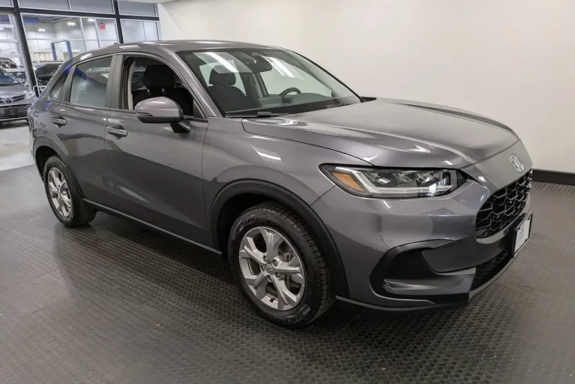 2023 Honda HR-V LX photo 1