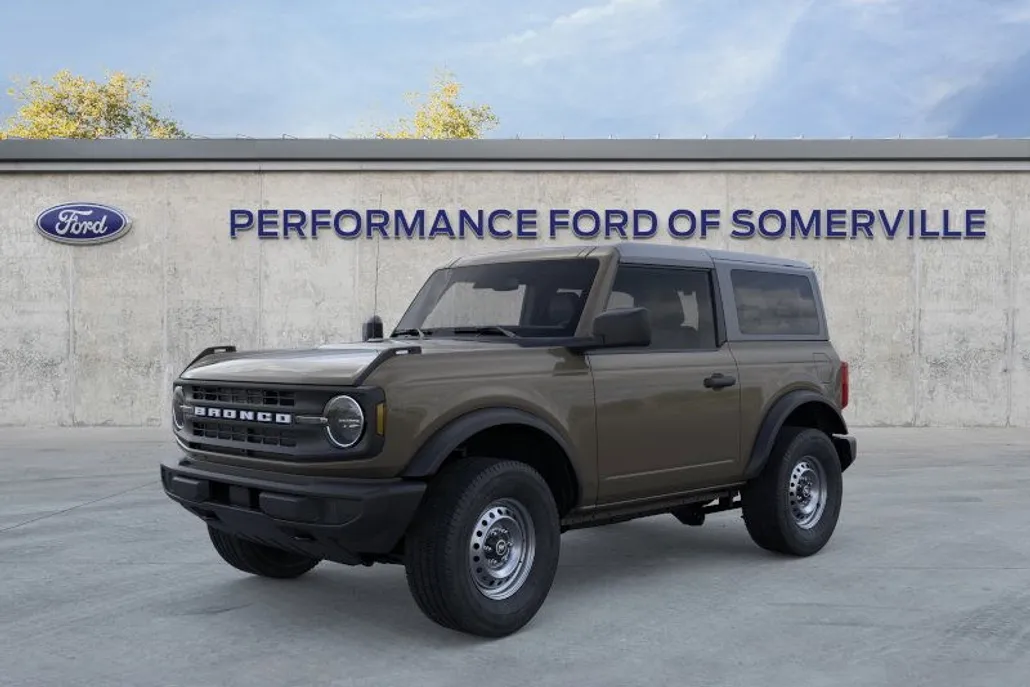 2025 Ford Bronco Base photo 1