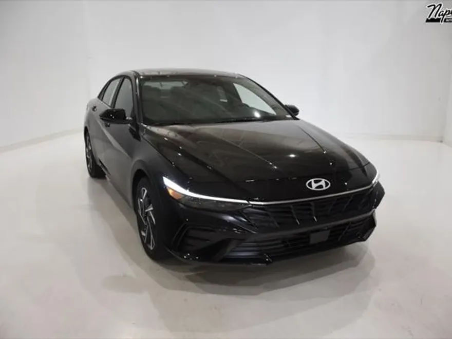 2025 Hyundai Elantra Hybrid Limited photo 1