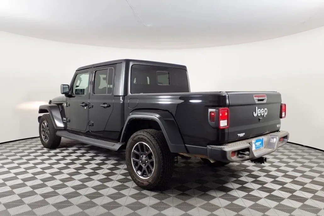 2022 Jeep Gladiator Overland photo 1