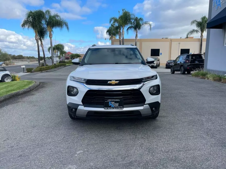 2021 Chevrolet Trailblazer LT photo 1