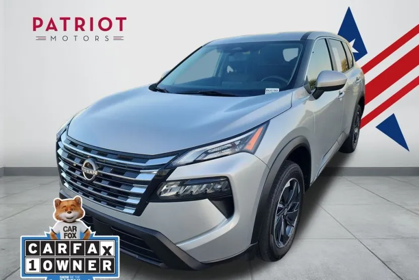 2024 Nissan Rogue SV photo 1