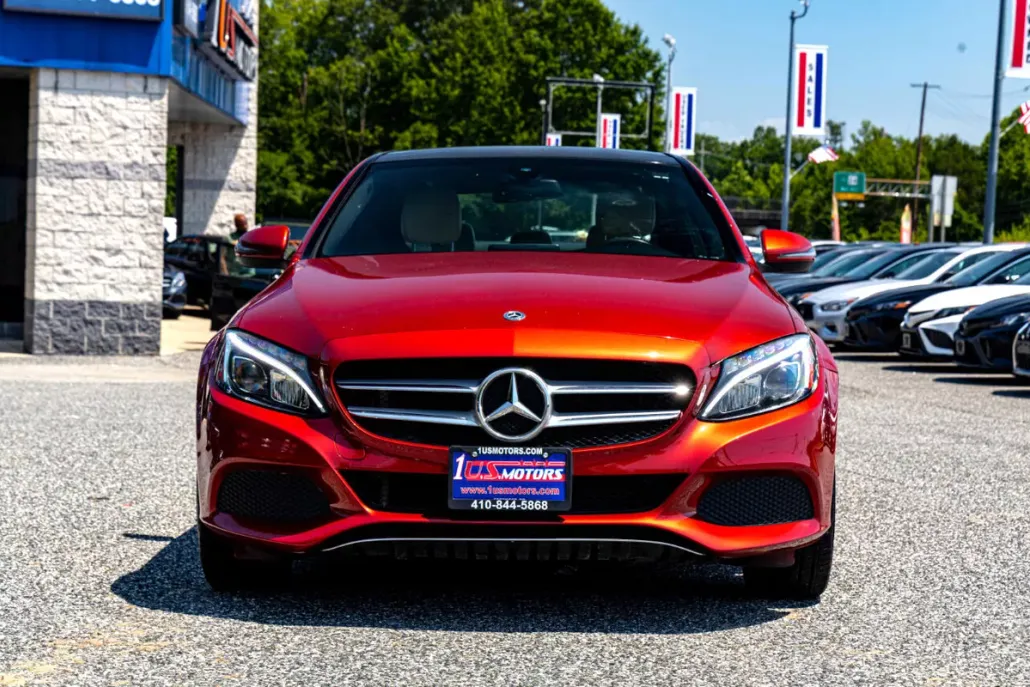 2018 Mercedes Benz C 300 4MATIC Sedan photo 1
