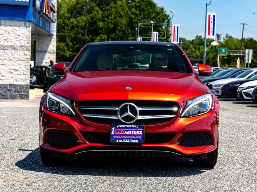 2018 Mercedes Benz C 300 4MATIC Sedan photo 1