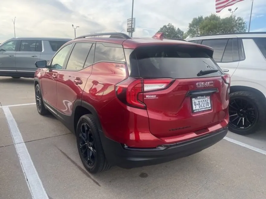 2022 Gmc Terrain SLE photo 1