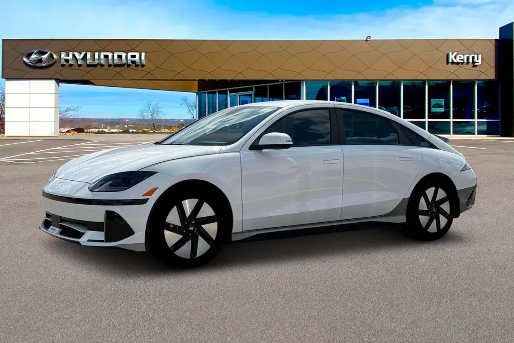 2025 Hyundai Ioniq 6 SE photo 1