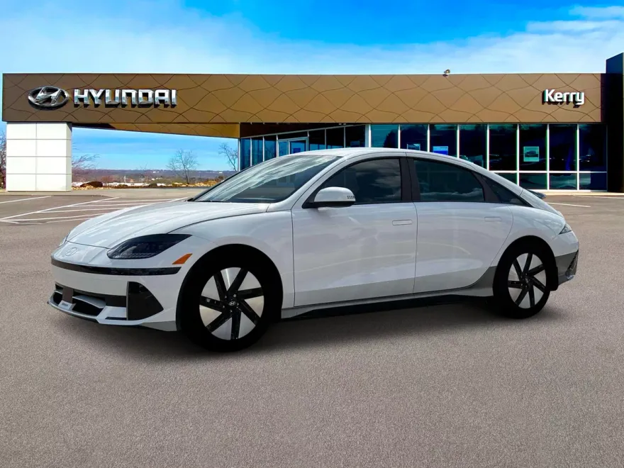 2025 Hyundai Ioniq 6 SE photo 1