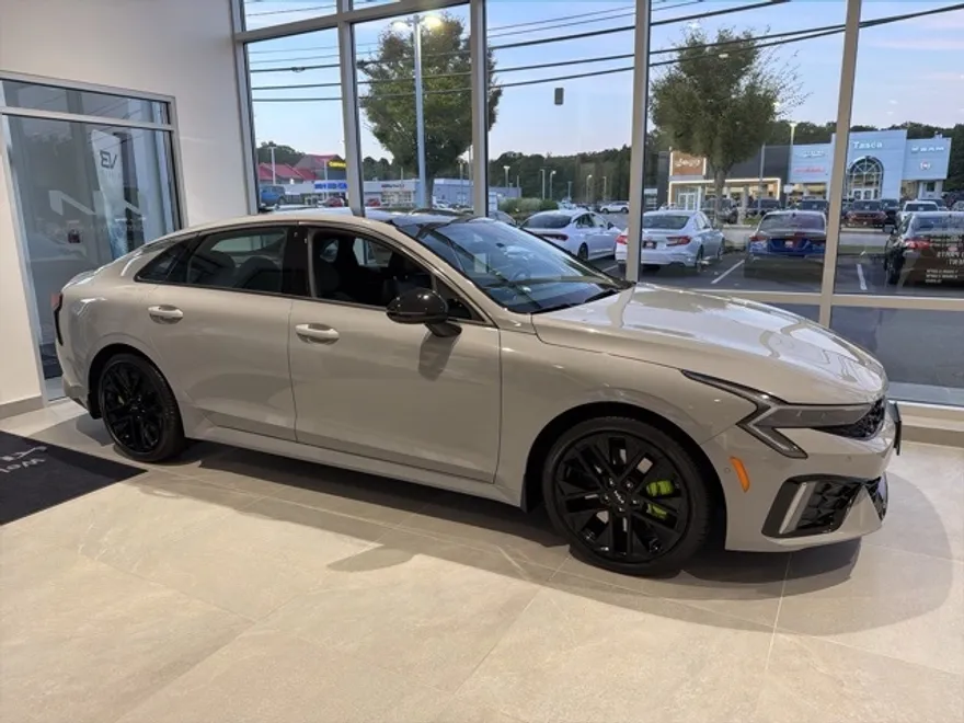 2026 Kia K5 GT photo 1