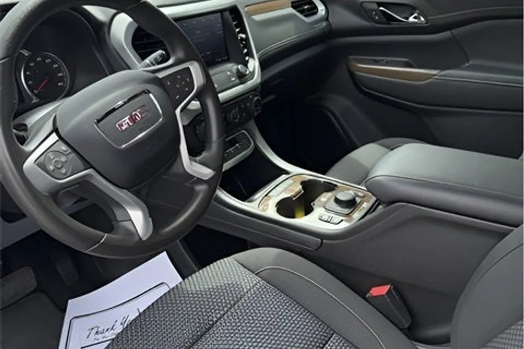 2023 Gmc Acadia SLE photo 1