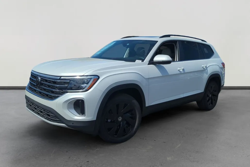 2026 Volkswagen Atlas SE Technology photo 1