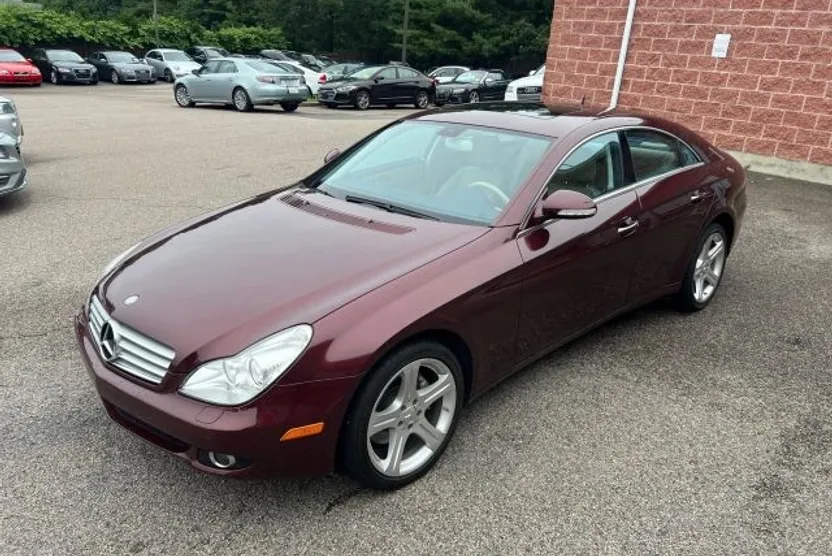 2007 Mercedes Benz CLS 550 photo 1