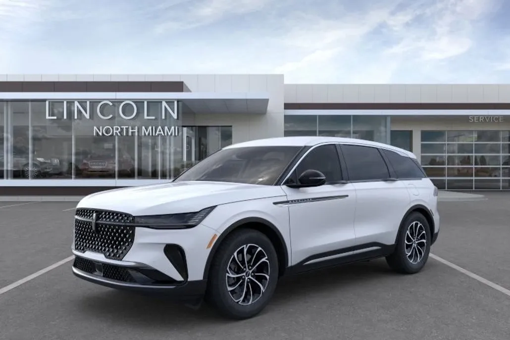 2025 Lincoln Nautilus Premiere photo 1