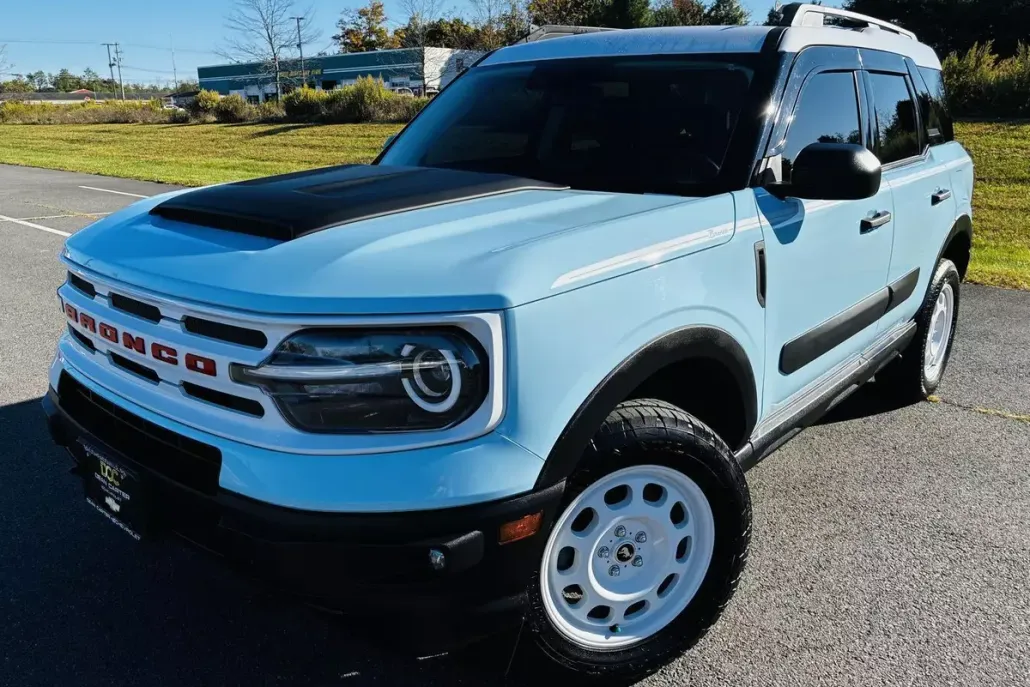 2023 Ford Bronco Sport Heritage photo 1