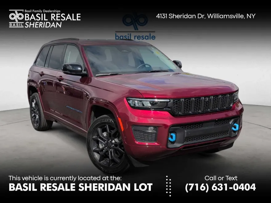 2023 Jeep Cherokee 80th Anniversary Edition photo 1