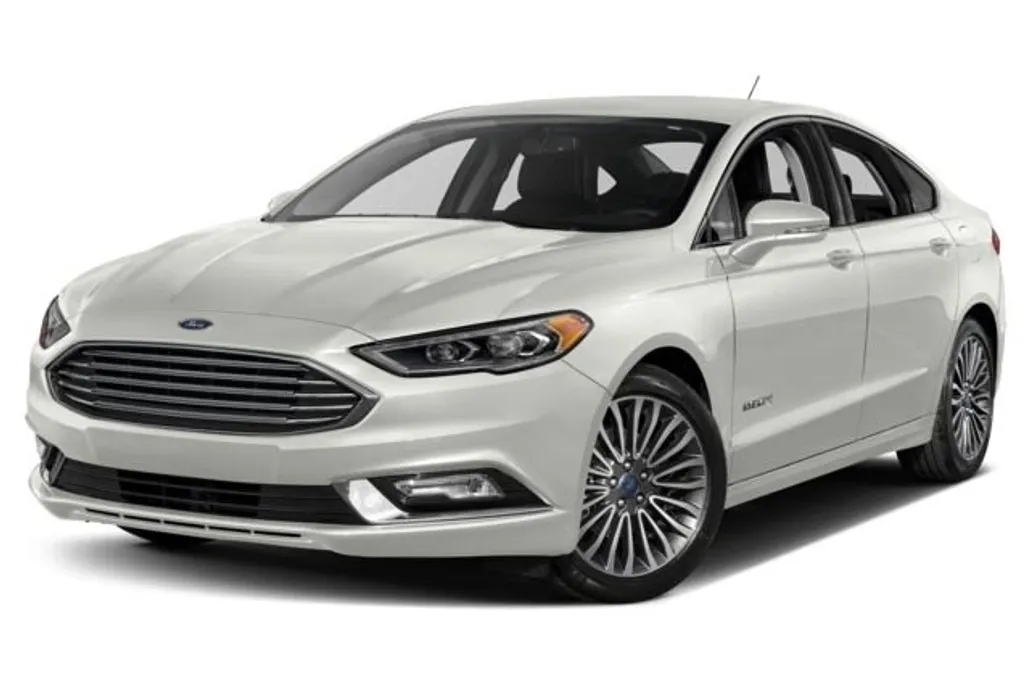 2018 Ford Fusion Hybrid Titanium photo 1
