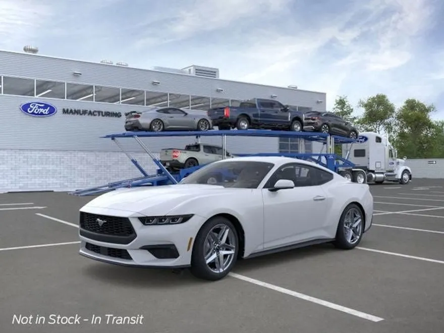 2025 Ford Mustang EcoBoost photo 1