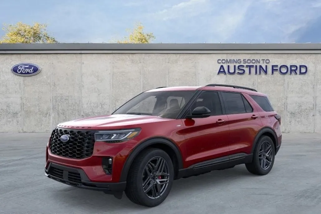 2025 Ford Explorer ST-Line photo 1