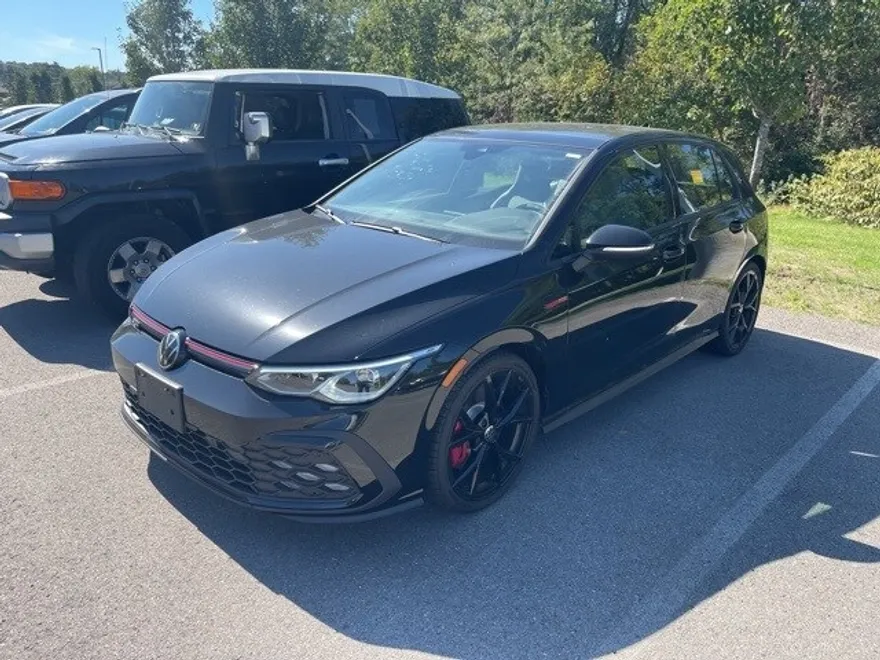 2024 Volkswagen Golf GTI 380 SE photo 1