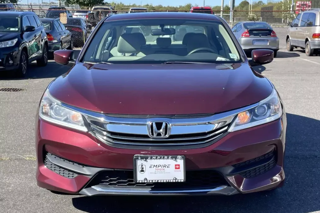 2017 Honda Accord LX photo 1