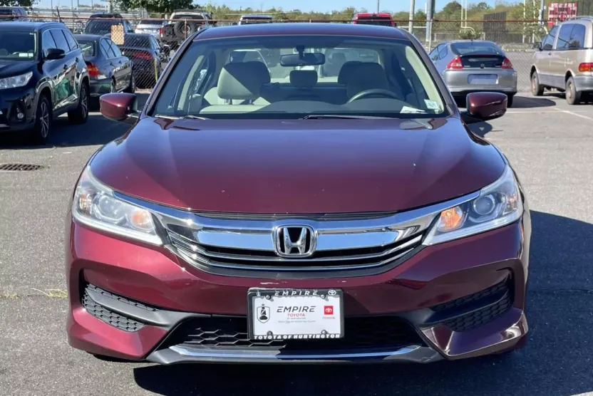 2017 Honda Accord LX photo 1