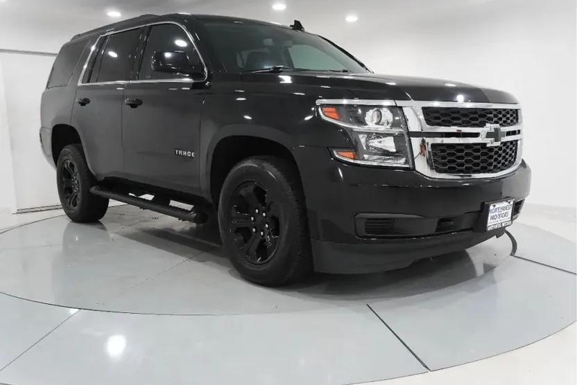 2020 Chevrolet Tahoe LS photo 1