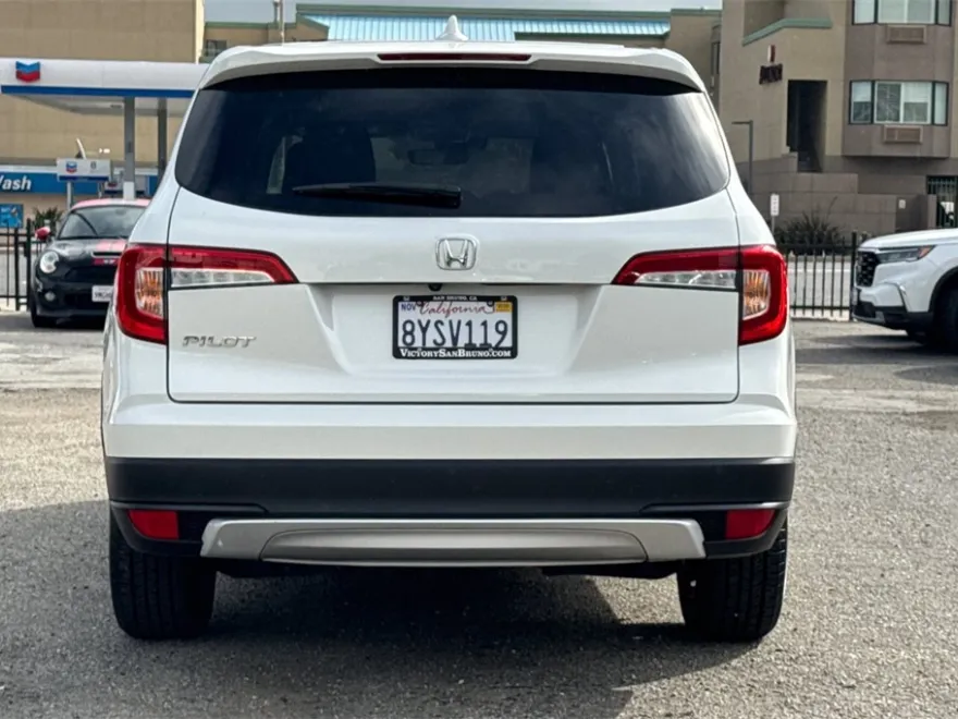 2022 Honda Pilot EX-L photo 1