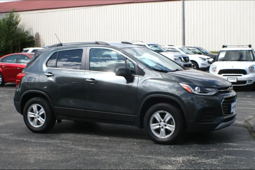 2019 Chevrolet Trax LT photo 1