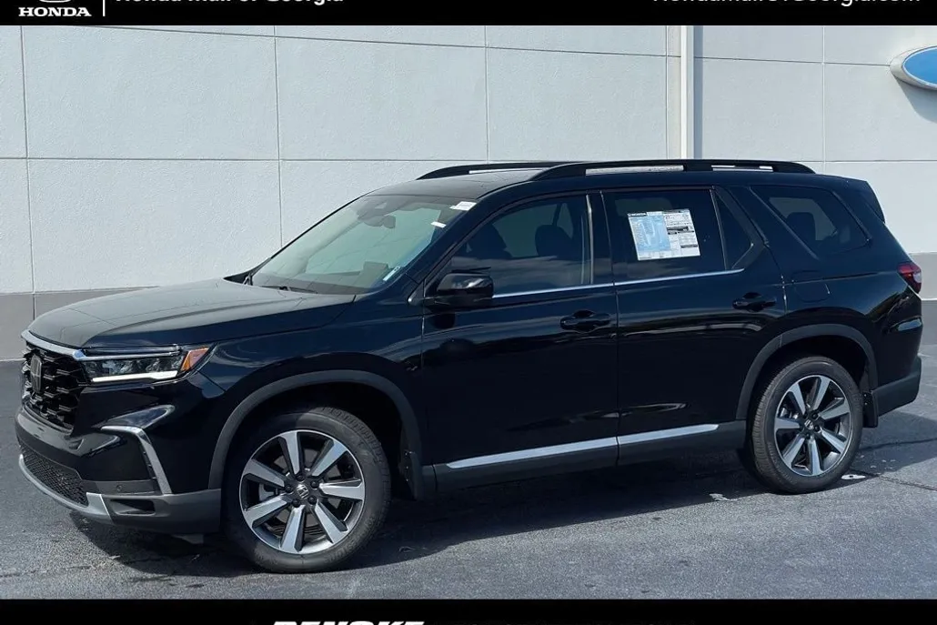 2025 Honda Pilot Touring photo 1