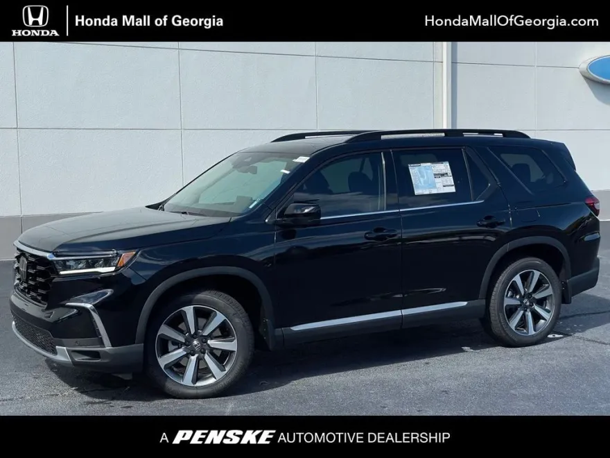 2025 Honda Pilot Touring photo 1