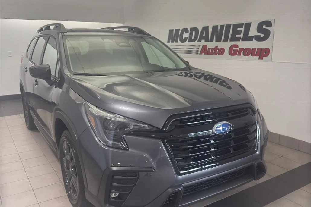 2025 Subaru Ascent Onyx Edition Touring photo 1