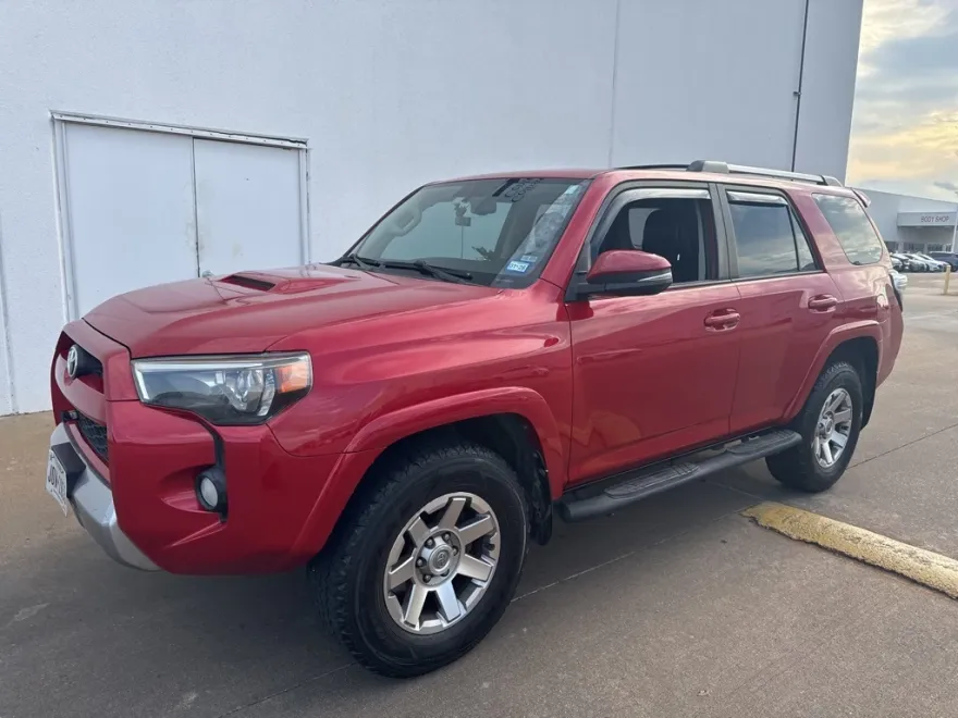 2016 Toyota 4Runner Trail Premium photo 1