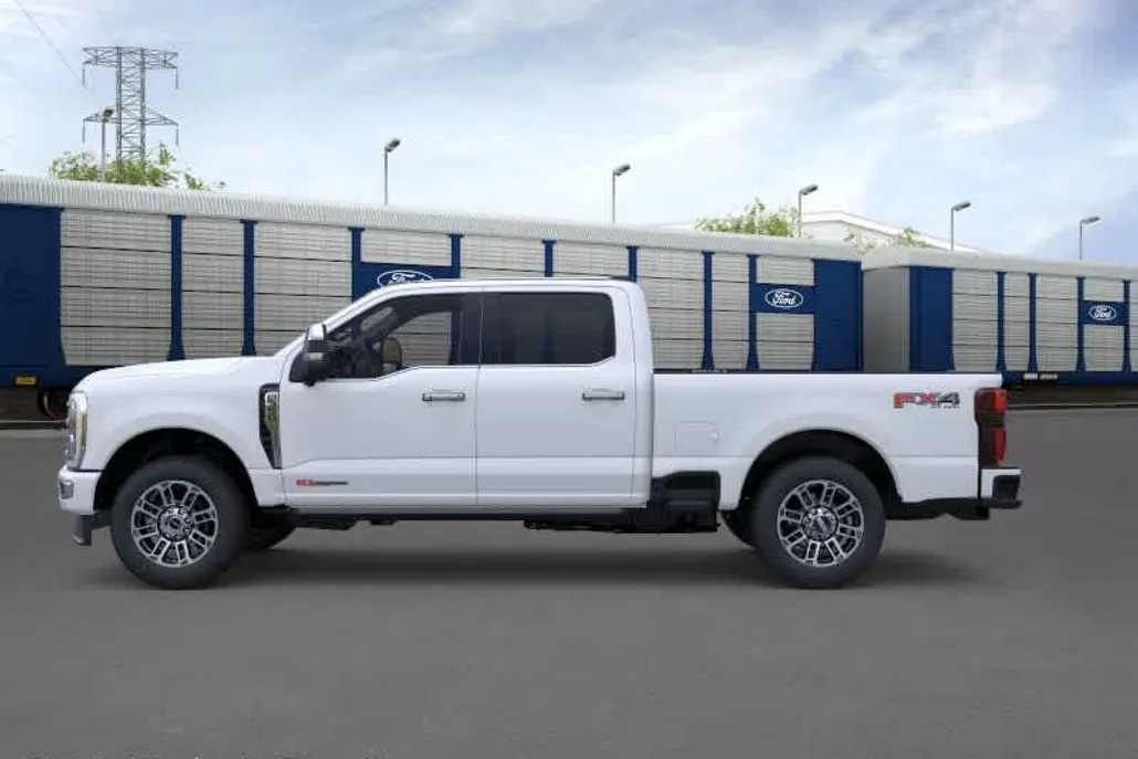 2026 Ford F-350 Platinum photo 1