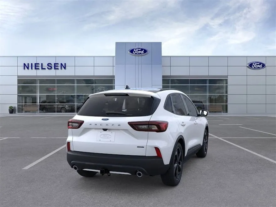 2025 Ford Escape Hybrid ST-Line Select photo 1