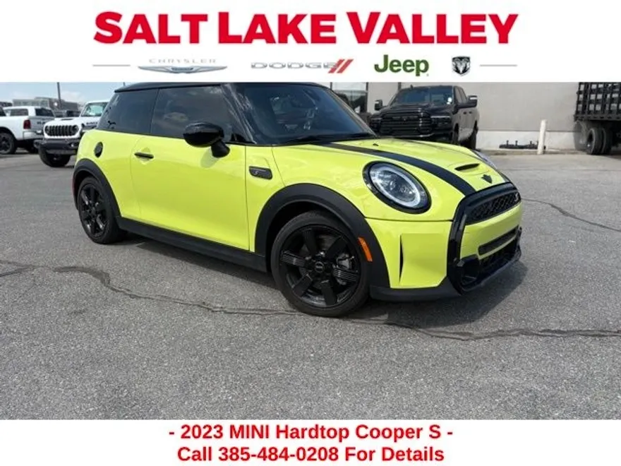 2023 Mini Cooper 2 Door Hardtop photo 1