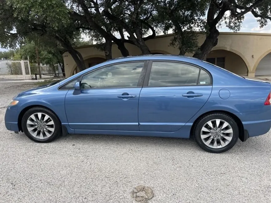 2009 Honda Civic photo 1