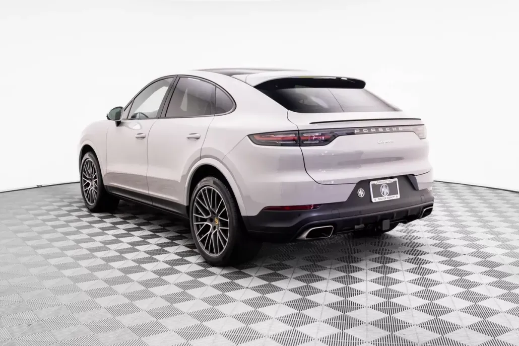 2021 Porsche Cayenne Coupe photo 1