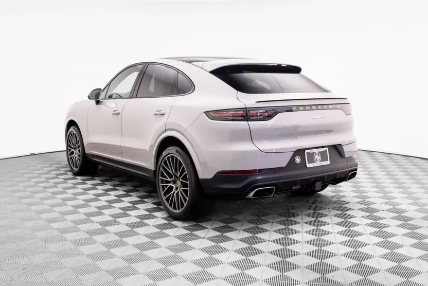 2021 Porsche Cayenne Coupe photo 1