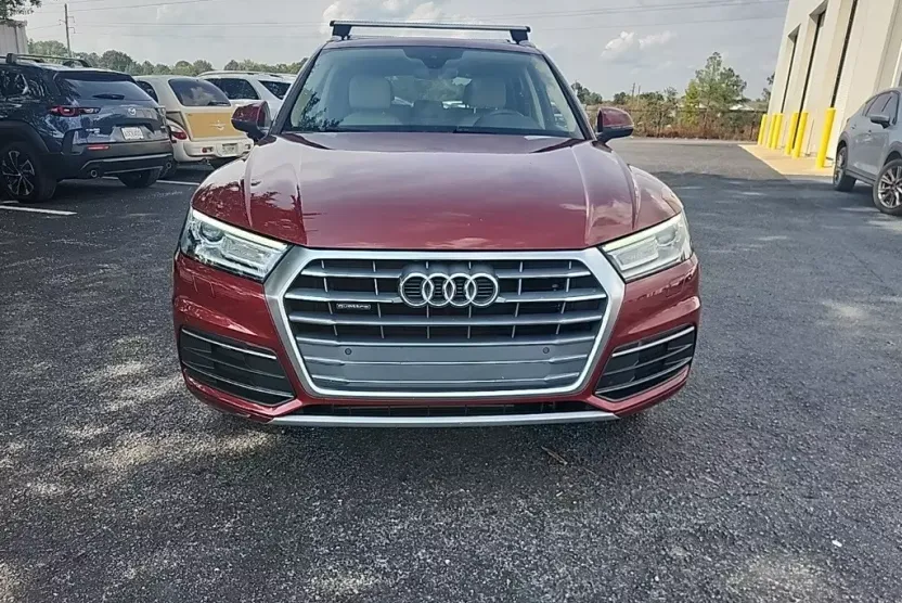 2020 Audi Q5 Premium photo 1