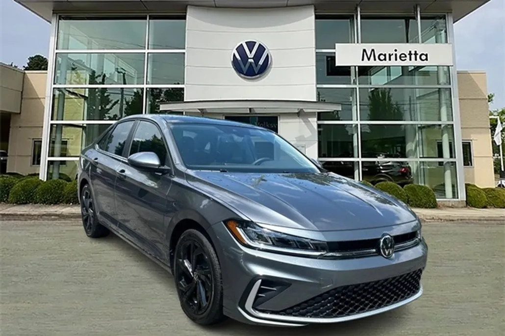 2025 Volkswagen Jetta 1.5T SE photo 1