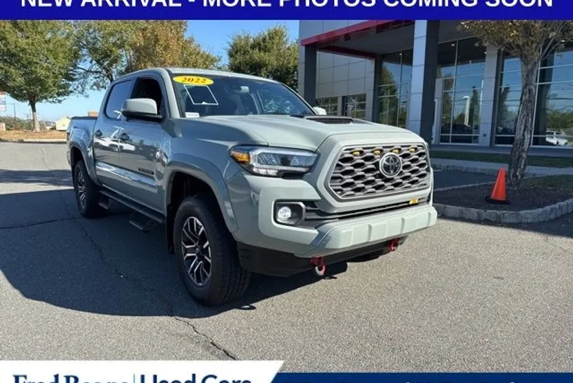 2022 Toyota Tacoma TRD Sport V6 photo 1
