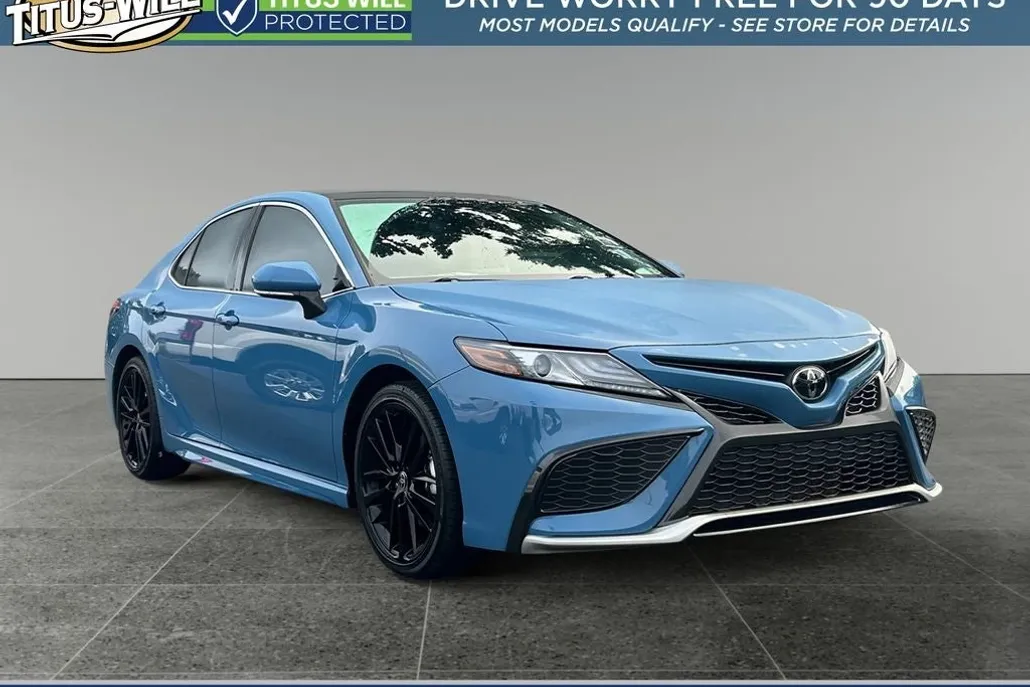 2023 Toyota Camry XSE photo 1